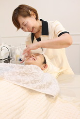 【今月のおすすめエステ】
ミネラルバランス美肌コース